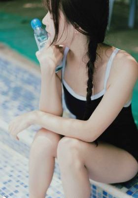 冲出月亮岛_短视频完整无删减版