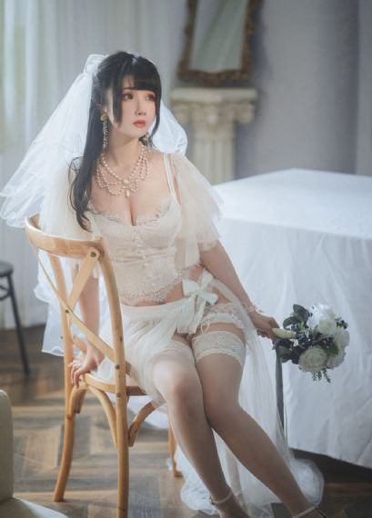 岳女共夫张淑芬无删减_蓝光在线观看