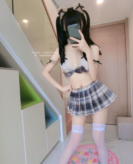 火口上的两人_午夜在线观看完整版